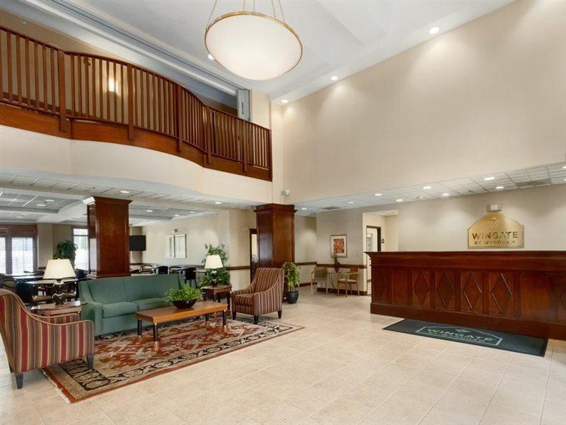 Spark By Hilton Charlotte Tyvola I-77 Luaran gambar