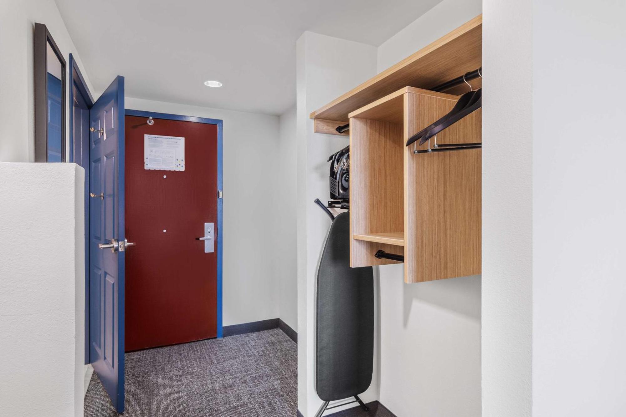 Spark By Hilton Charlotte Tyvola I-77 Luaran gambar