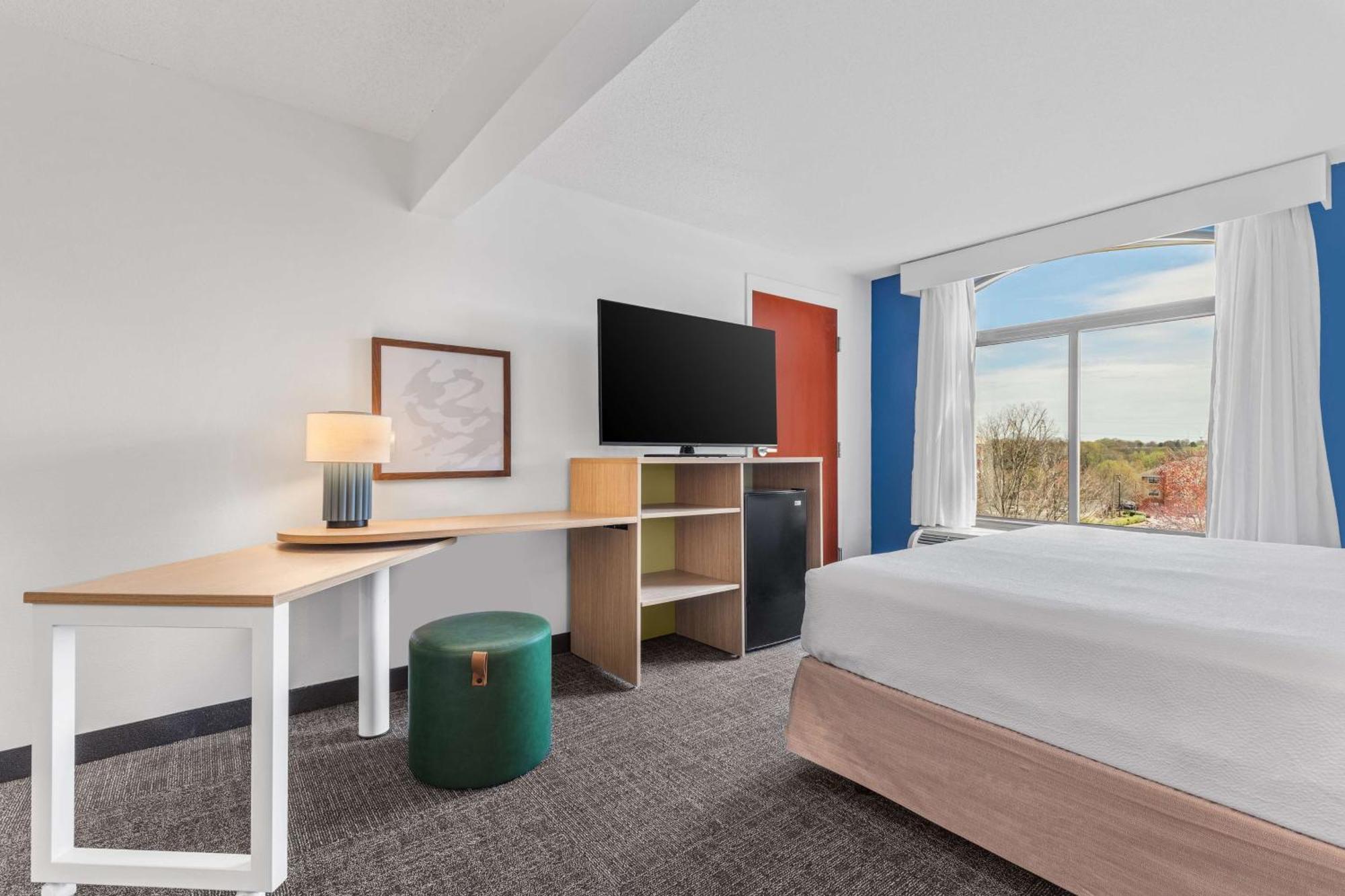 Spark By Hilton Charlotte Tyvola I-77 Luaran gambar