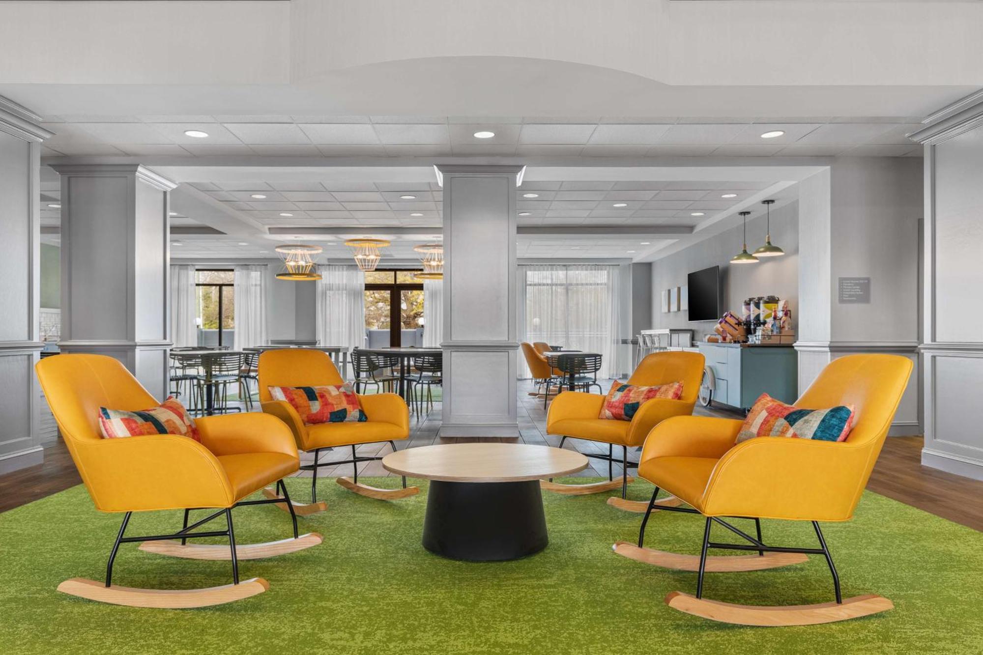 Spark By Hilton Charlotte Tyvola I-77 Luaran gambar