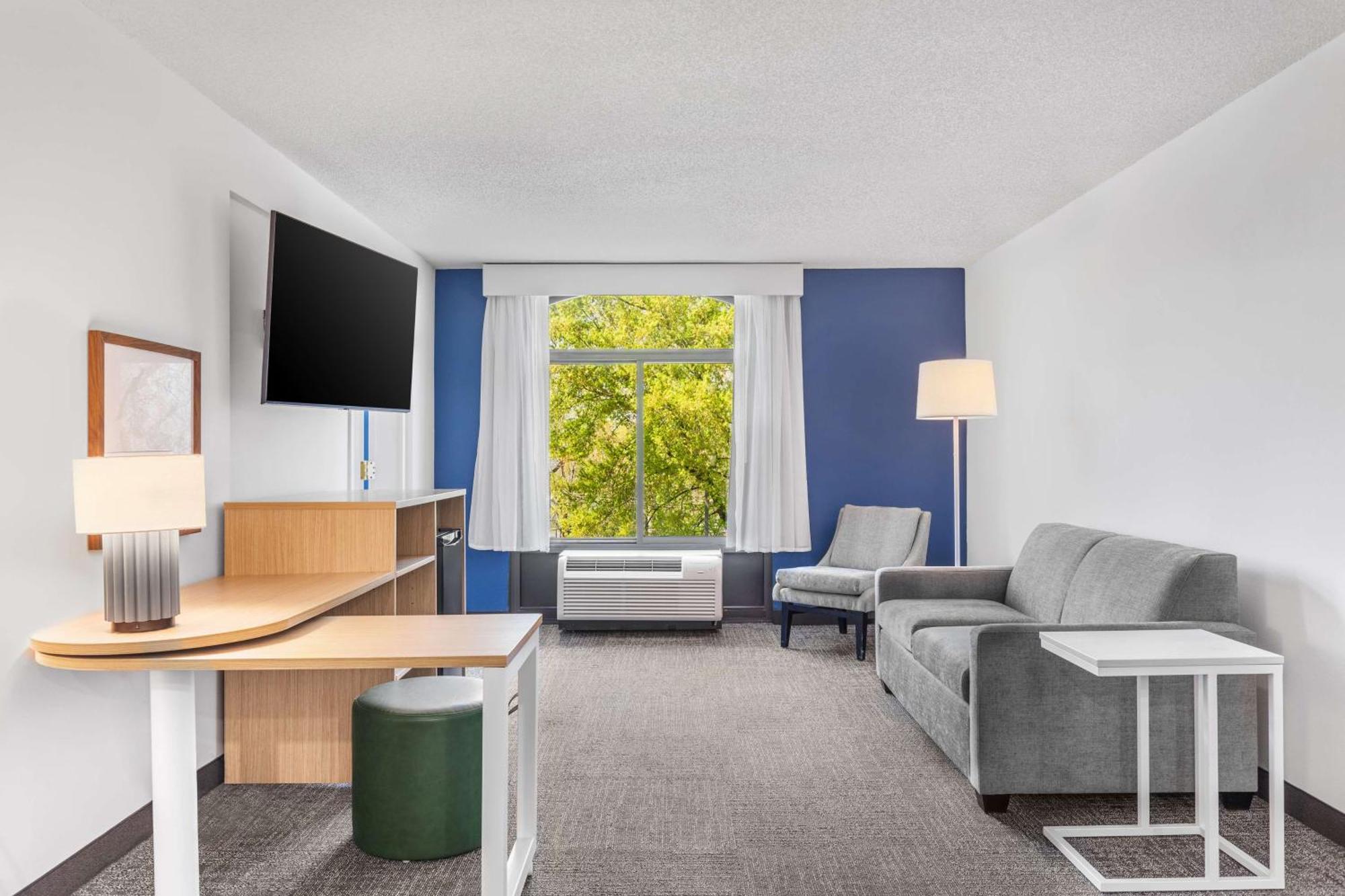 Spark By Hilton Charlotte Tyvola I-77 Luaran gambar