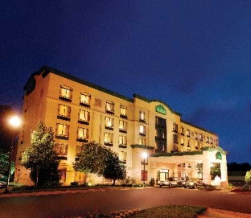Spark By Hilton Charlotte Tyvola I-77 Luaran gambar