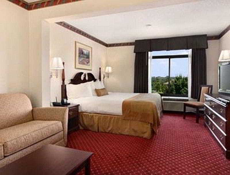 Spark By Hilton Charlotte Tyvola I-77 Bilik gambar